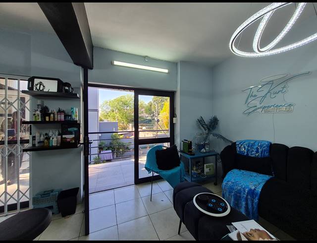 50M² OFFICE TO LET IN MELVILLE